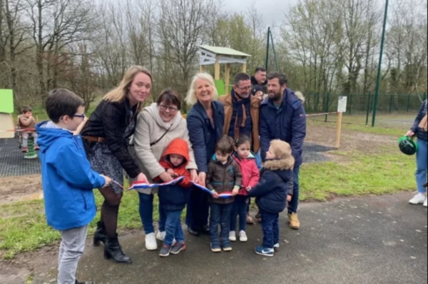 DE NOUVELLES AIRS DE JEUX A PONT SAINT MARTIN