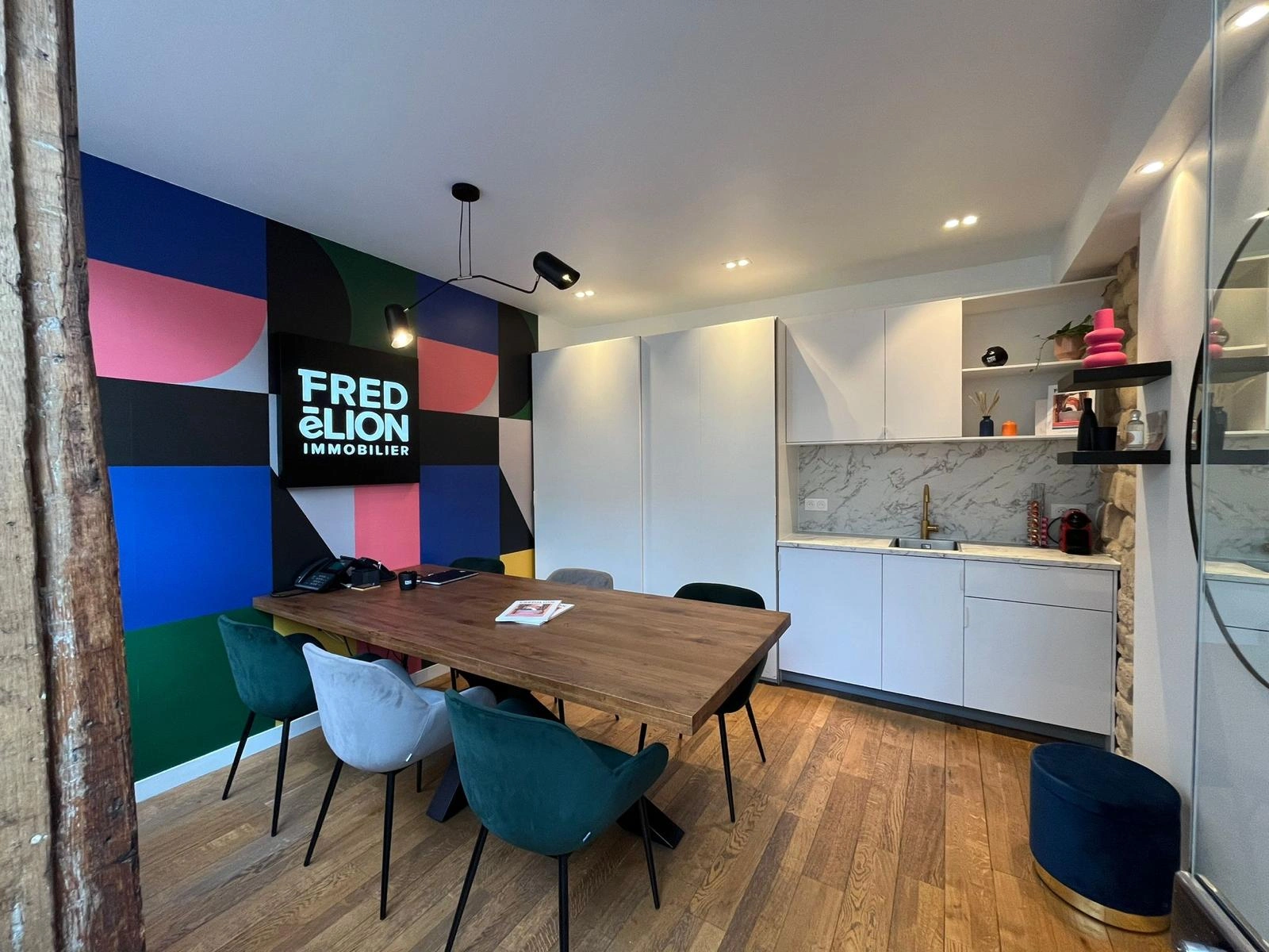 Paris 10 FREDeLION Canal Saint-Martin 2