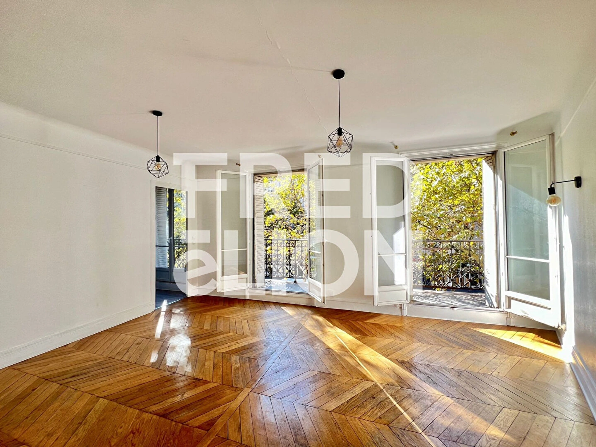 BOULEVARD VOLTAIRE - PARIS 11 1
