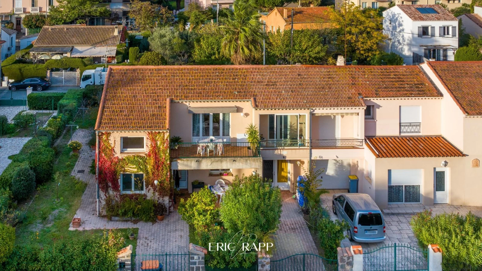 Maison à vendre SAINTRAPHAEL 7 pièce(s) 155m2 749 000€