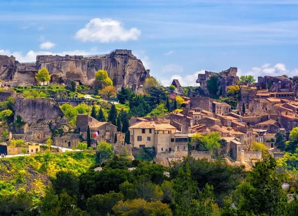 Marché immobilier des Alpilles : le mas provençal fait toujours rêver !
