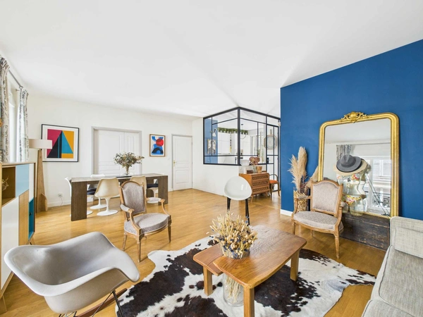 Vendeur - 4 pièces avec terrasse - Paris 17ème