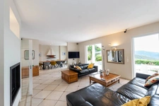 Falicon - Villa 7 pièces avec piscine chauffée, jardin 1350m², garage
