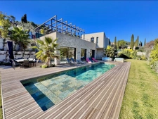 Mougins - PIBONSON - Villa 428m² avec jardin, piscine et ascenseur