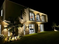Mougins - PIBONSON - Villa 428m² avec jardin, piscine et ascenseur