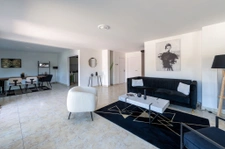 APPARTEMENT T5 DERNIER ETAGE DANS UNE RESIDENCE DE STANDING