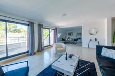 APPARTEMENT T5 DERNIER ETAGE DANS UNE RESIDENCE DE STANDING