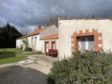 Longère 3 chambres avec dépendance!