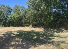 Terrain à bâtir de 1333m2 viabilisé et entièrement construct