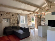 Maison en pierres, 3 Chambres, à la campagne