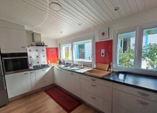 Maison rénovée avec gîte saisonnier  Aucun travaux à prévoir