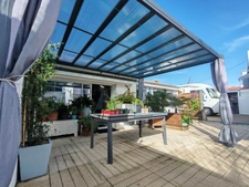 Maison rénovée avec gîte saisonnier  Aucun travaux à prévoir