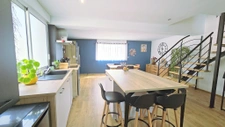 Spécial investisseur   Maison rénovée avec 2 logements loués