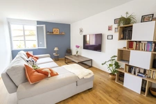 Spécial investisseur   Maison rénovée avec 2 logements loués