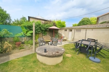 Spécial investisseur   Maison rénovée avec 2 logements loués