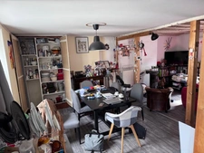 RARE   Maison de ville à fort potentiel en plein coeur de Lav