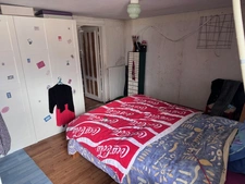 RARE   Maison de ville à fort potentiel en plein coeur de Lav