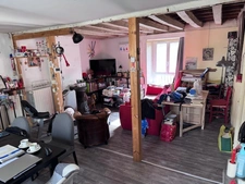 RARE   Maison de ville à fort potentiel en plein coeur de Lav