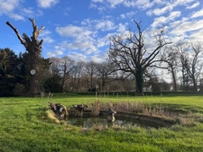 Manoir d'Exception à Le Rheu - Charme Historique et Opportun