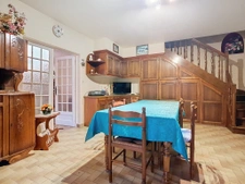 MAISON AVEC DEPENDANCES