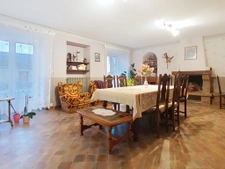 MAISON AVEC DEPENDANCES