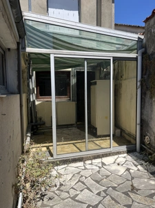 Maison centre-ville à Mauléon.