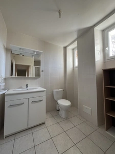 Maison à louer   Moulins (proximité Mauléon-Cholet)