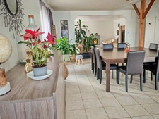 Maison familiale avec accès plain-pied   La Petite-Boissière