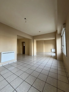 Maison à louer   Moulins (proximité Mauléon-Cholet)