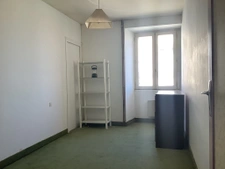 Maison centre-ville à Mauléon.