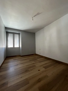 Maison centre-ville à Mauléon.