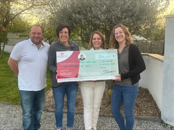 Un beau cheque pour une belle association !!