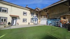 À Vendre LE GRAND LEMPS  Maison avec appartement et grande dépendance