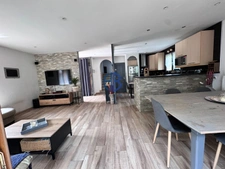 Maison familiale de 100 m² sur terrain de 1300 m² ? Montrevel