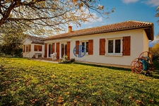 Chaleureuse maison familiale de plain-pied dans un quartier prisé de Voreppe