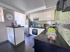 À Vendre LE GRAND LEMPS  Maison avec appartement et grande dépendance