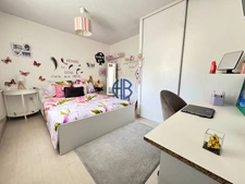 À Vendre LE GRAND LEMPS  Maison avec appartement et grande dépendance