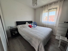 Maison rénovée de 104 m² avec jardin, piscine et Garage- cadre paisible