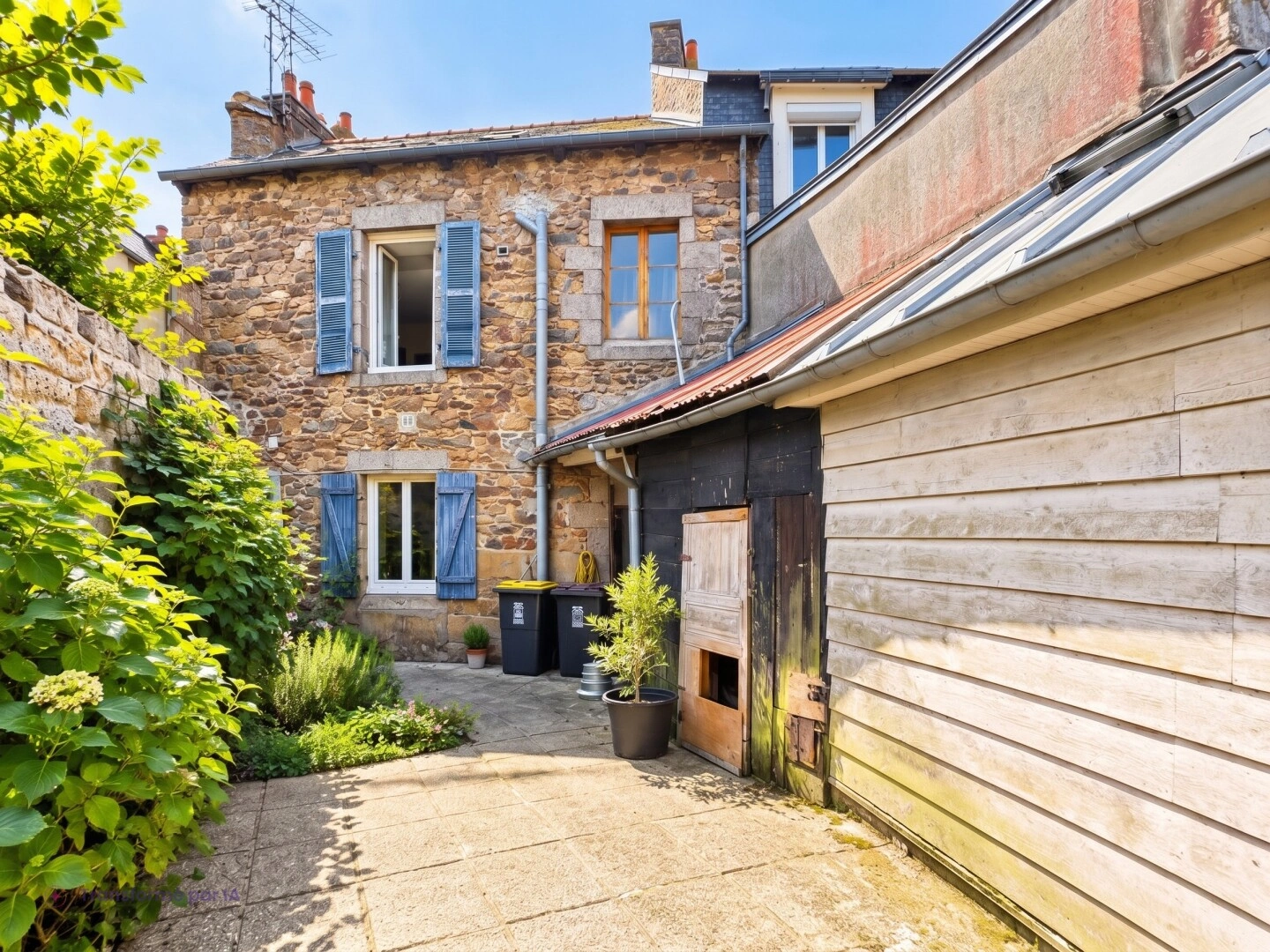 Immeuble 14 pièces 104 m² · à Saint-Brieuc · 104 m² · 832 500 €