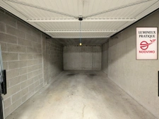 Auray   T2 lumineux 51 m2 avec balcon et garage fermé   Empl