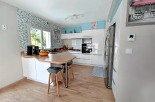 À vendre : belle maison de standing avec SPA, jardin arboré 