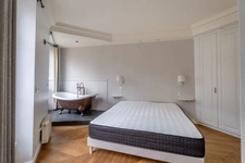 PARIS 10 - CANAL SAINT-MARTIN 8