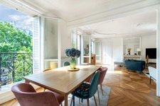 PARIS 10 -  PORTE-SAINT-MARTIN 2