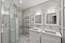 PARIS 10 - CANAL SAINT-MARTIN 12