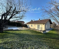Maison de plain pied avec sa piscine en eau salée