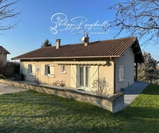 Maison de plain pied avec sa piscine en eau salée