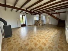 TREGUEUX - CHARMANTE MAISON EN PIERRE RÉNOVÉE AVEC DÉPENDANC