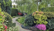 Maison au calme proche bourg, double garage.