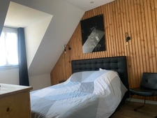 Maison lumineuse avec studio.