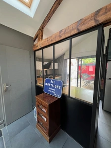 Maison rénovée 3 chambres, terrasse.